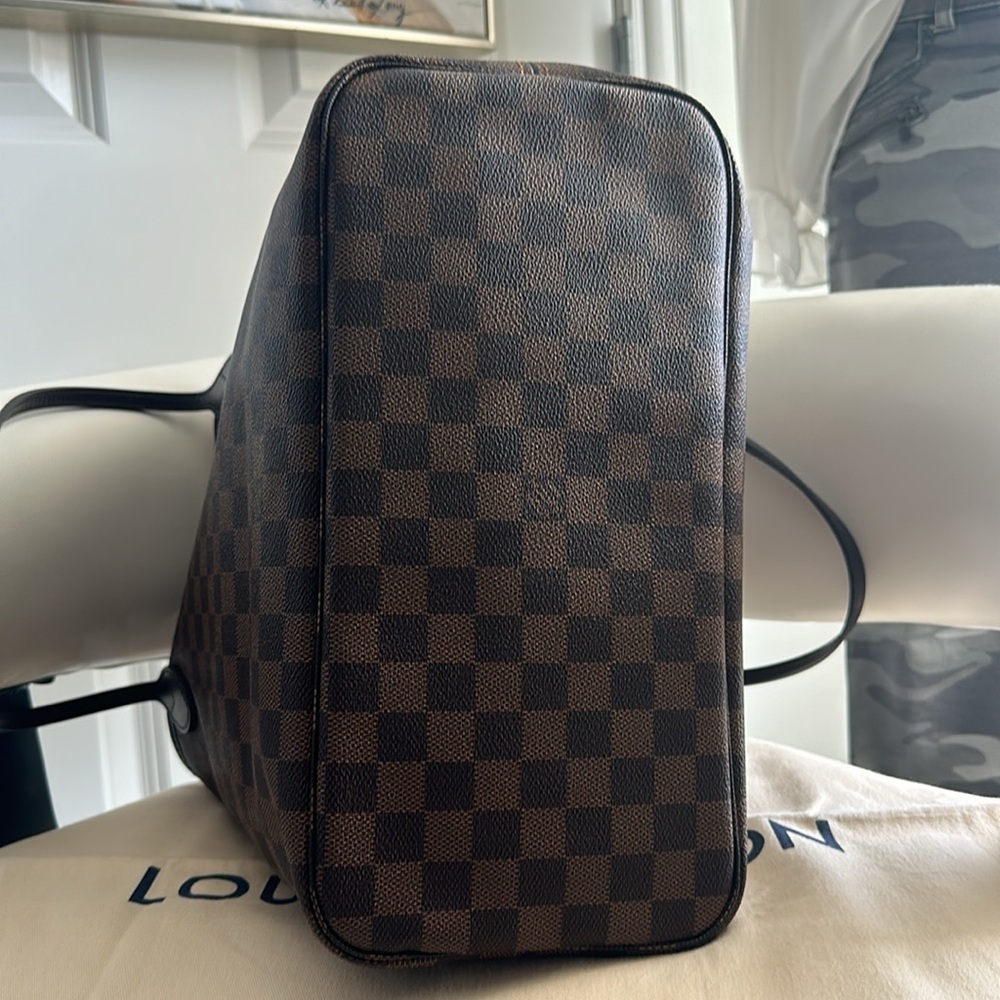 Louis Vuitton Neverfull  SOLD!!! - Picture 7 of 12